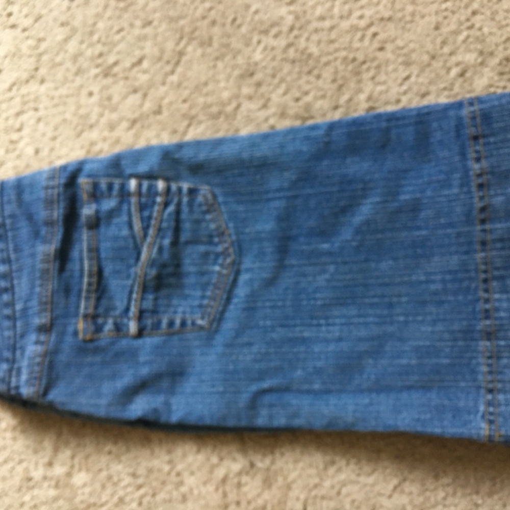 Ann Taylor LOFT Blue Denim Mini Skirt with pockets front and back. size 4 - Picture 7 of 7